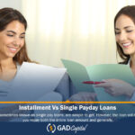 agent with customer analyzing installment vs single payday loans